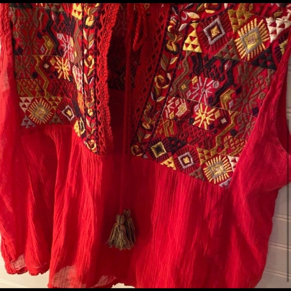 Embroidered Red Sleeveless Top - Picture 4 of 5